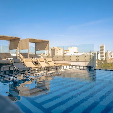 Faranda Collection Barranquilla, A Member Of Radisson Individuals Hotel Barranquilla  Kültér fotó Rooftop pool