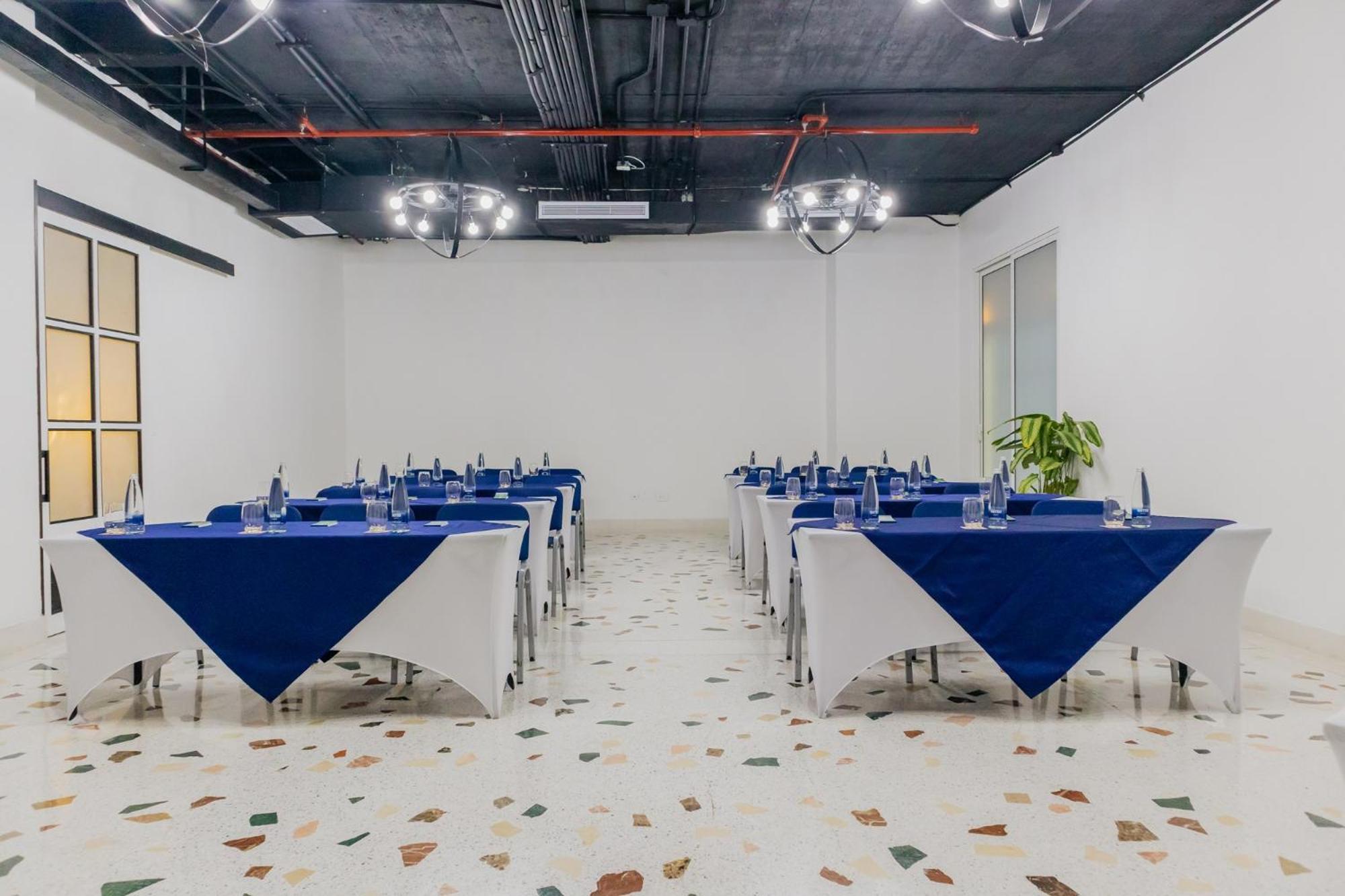 Faranda Collection Barranquilla, A Member Of Radisson Individuals Hotel Barranquilla  Kültér fotó Meeting room